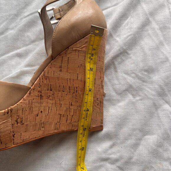 Michael Kors Size 8M Wedge Platform Sandal Tan - Picture 6 of 8